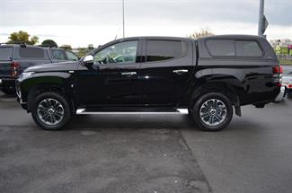 2019 Mitsubishi Triton - Thumbnail