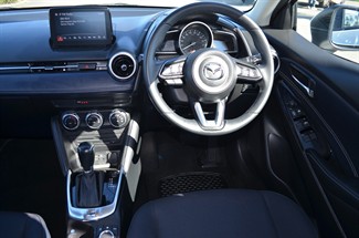 2020 Mazda Mazda2 - Thumbnail