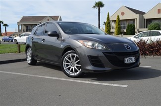 2009 Mazda Mazda3 - Thumbnail