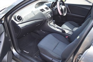2009 Mazda Mazda3 - Thumbnail