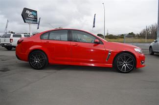 2016 Holden Commodore - Thumbnail