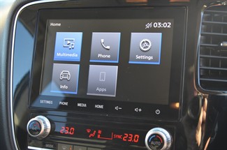 2020 Mitsubishi Outlander - Thumbnail