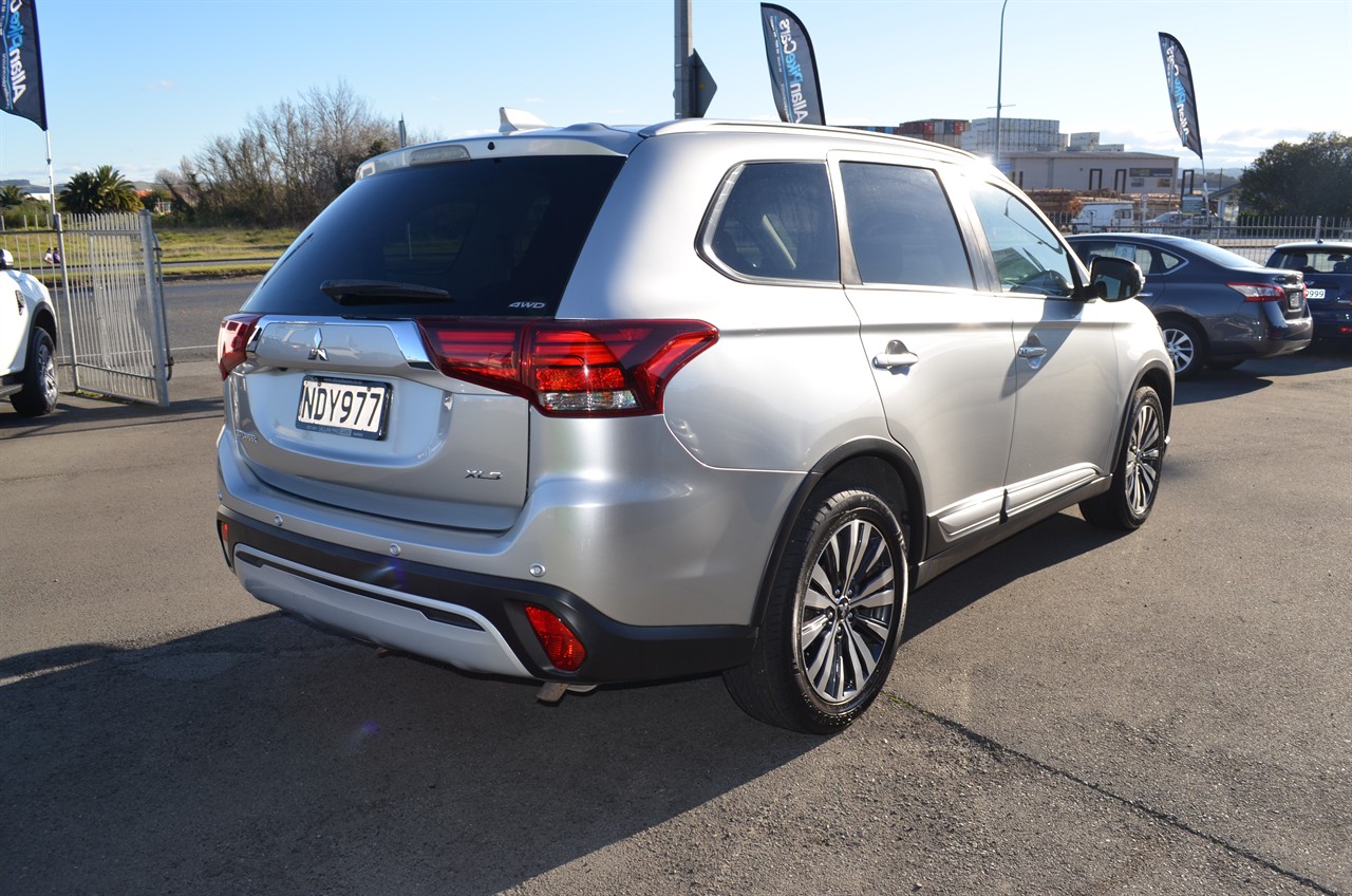 2020 Mitsubishi Outlander