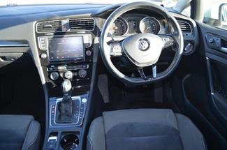 2014 Volkswagen Golf - Thumbnail
