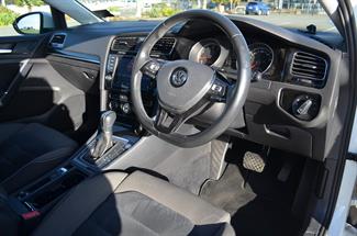 2014 Volkswagen Golf - Thumbnail