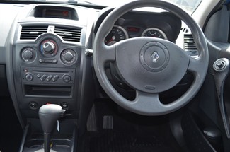 2006 Renault Megane - Thumbnail