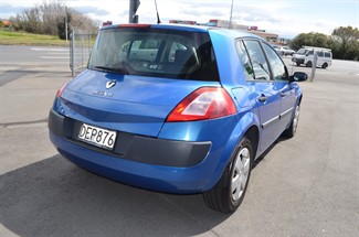 2006 Renault Megane - Thumbnail