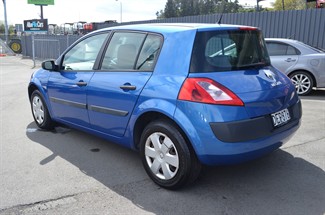 2006 Renault Megane - Thumbnail