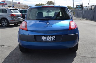 2006 Renault Megane - Thumbnail