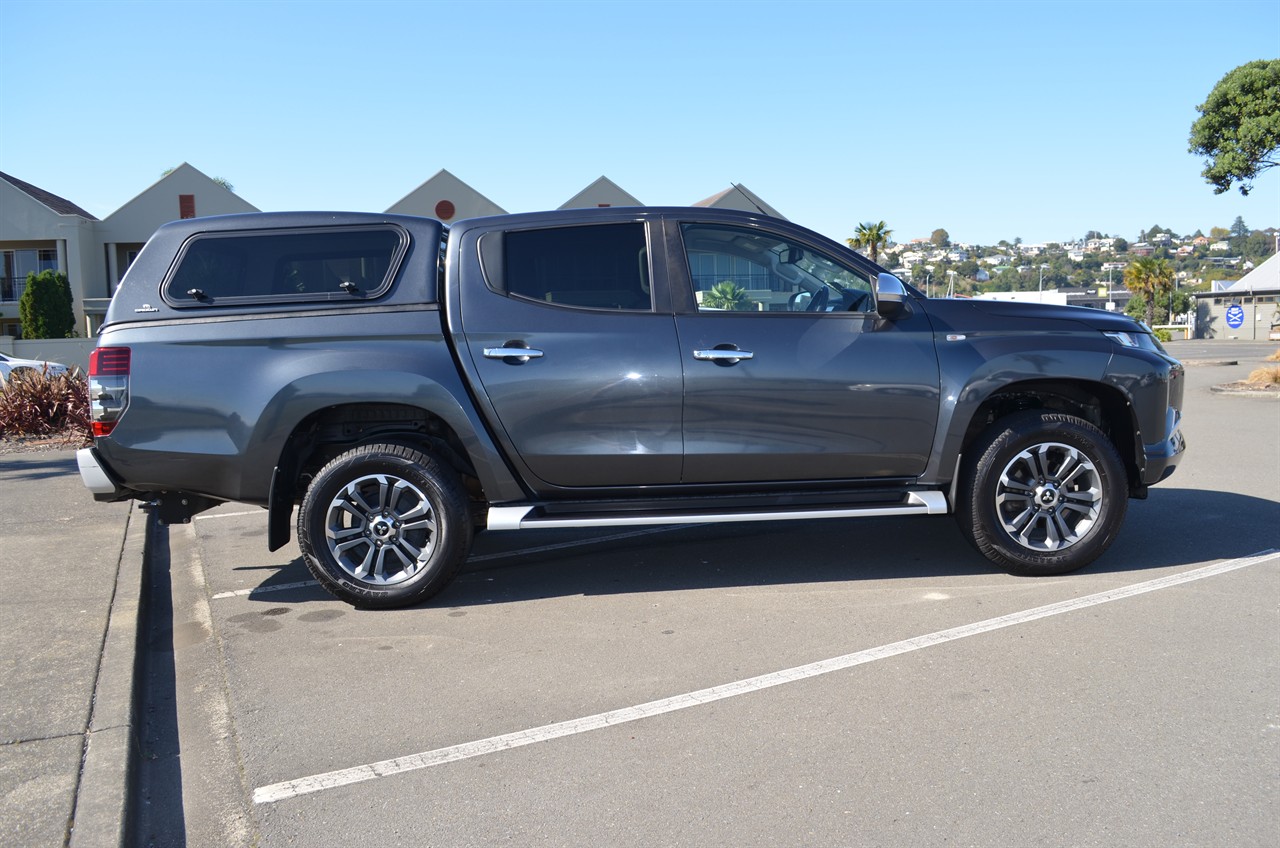 2020 Mitsubishi Triton