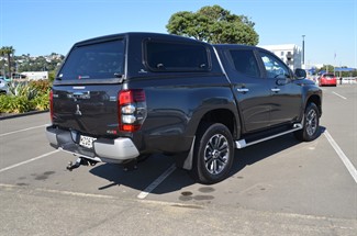 2020 Mitsubishi Triton - Thumbnail