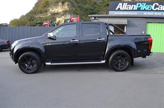 2016 Isuzu D-Max - Thumbnail