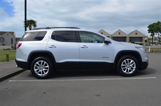 2019 Holden Acadia - Thumbnail