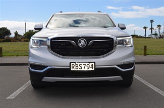 2019 Holden Acadia - Thumbnail
