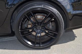2015 Holden Commodore - Thumbnail