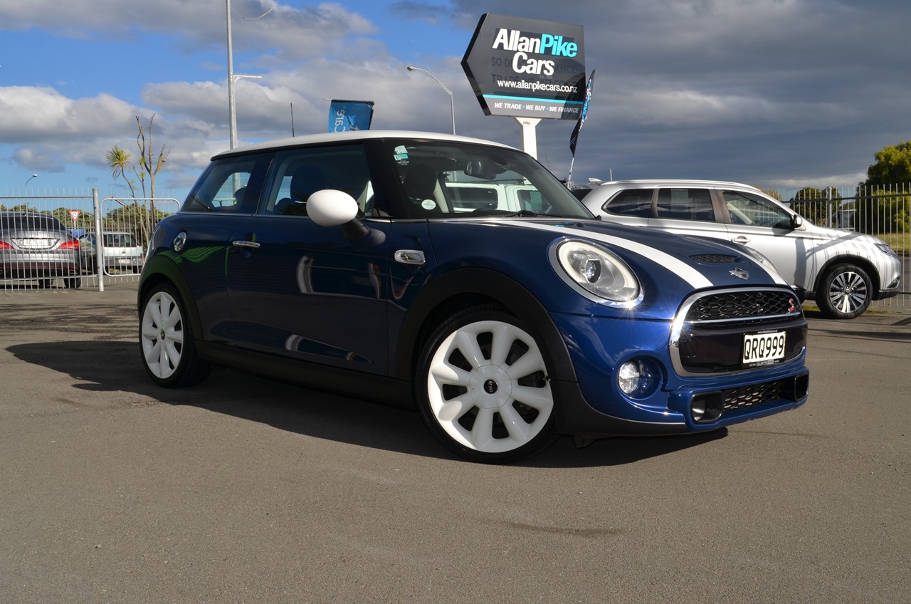 2017 BMW Mini