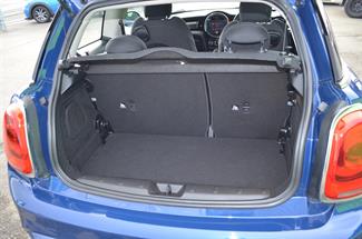 2017 BMW Mini - Thumbnail