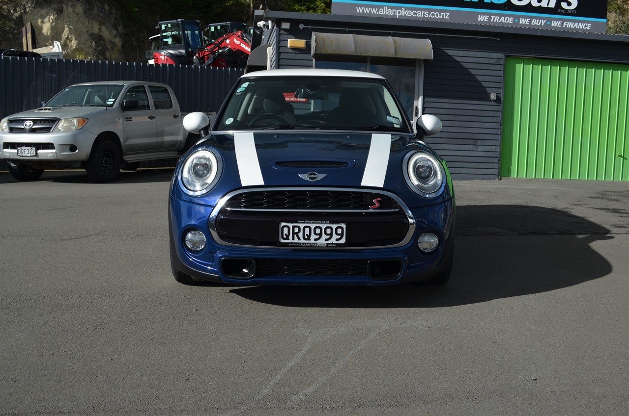 2017 BMW Mini