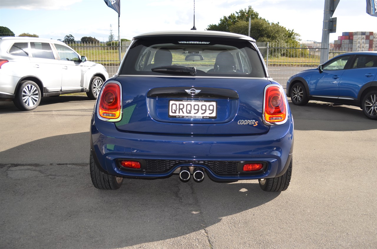 2017 BMW Mini