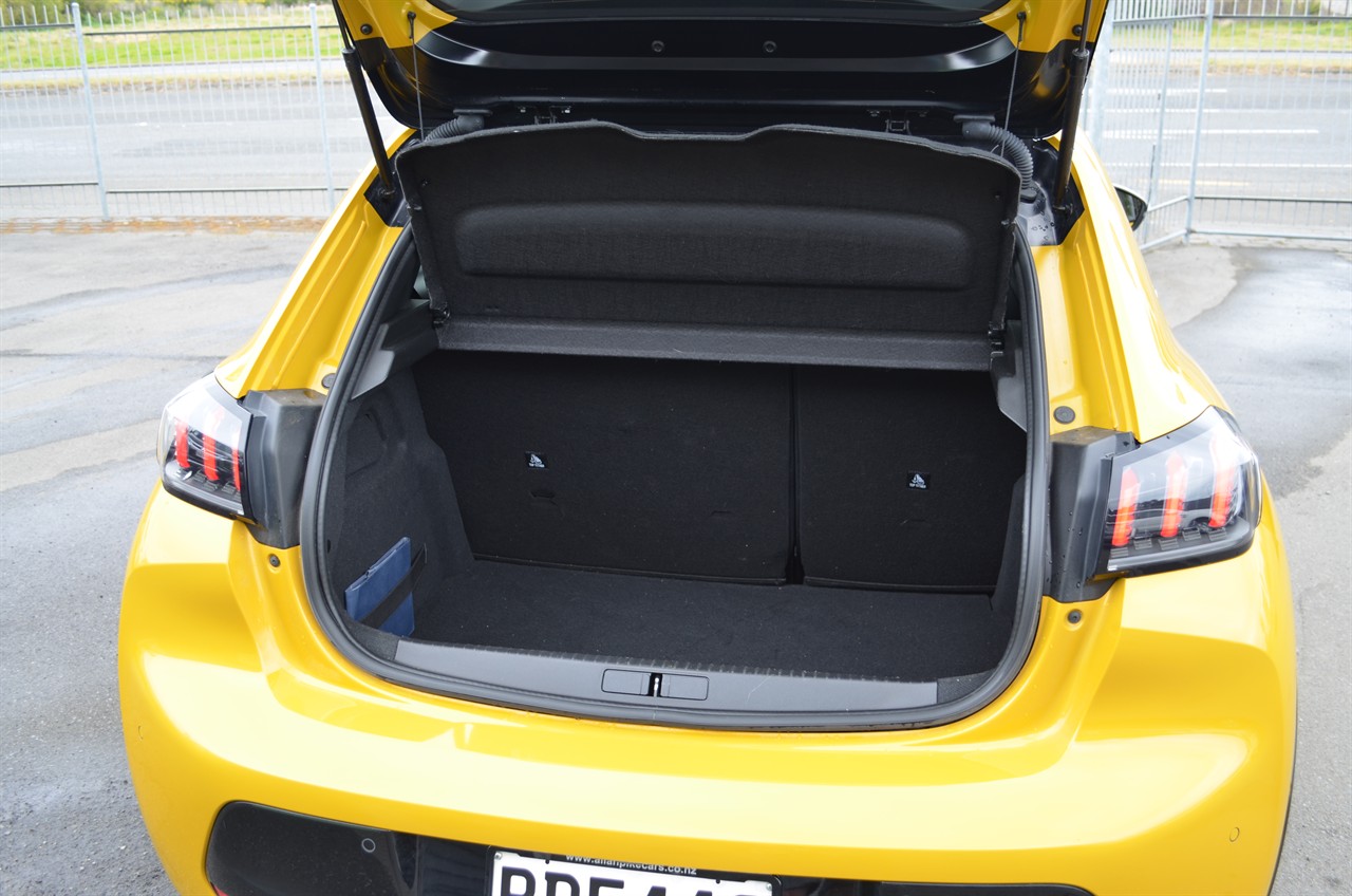 2022 Peugeot 208