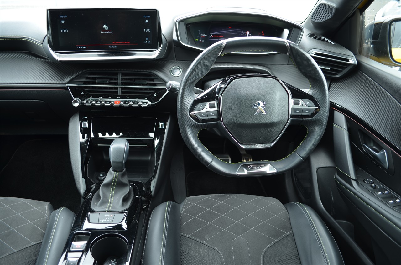 2022 Peugeot 208