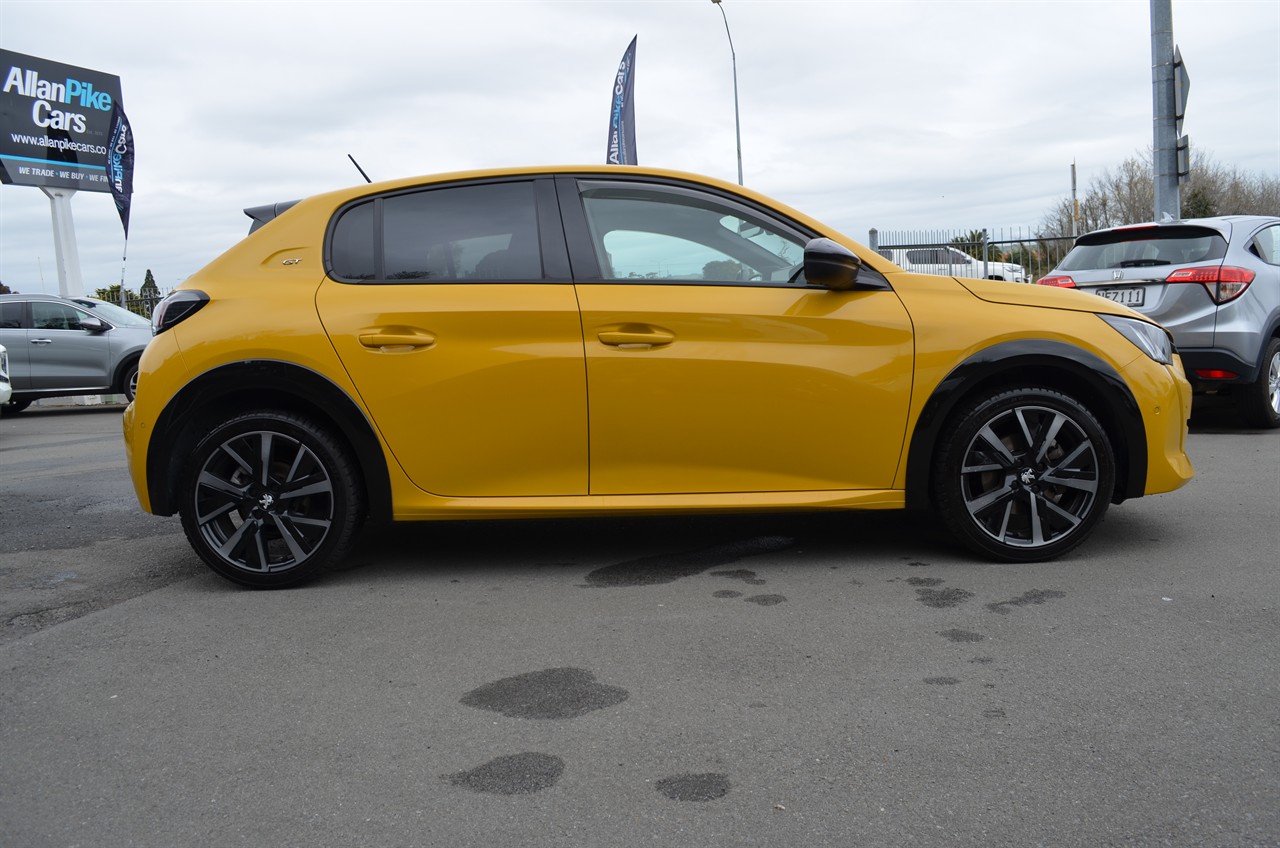 2022 Peugeot 208