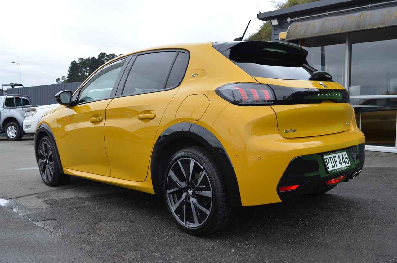2022 Peugeot 208