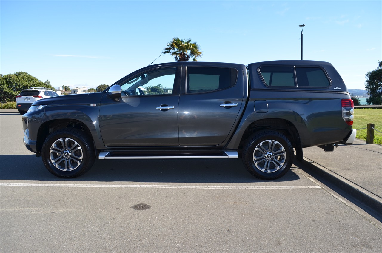 2020 Mitsubishi Triton