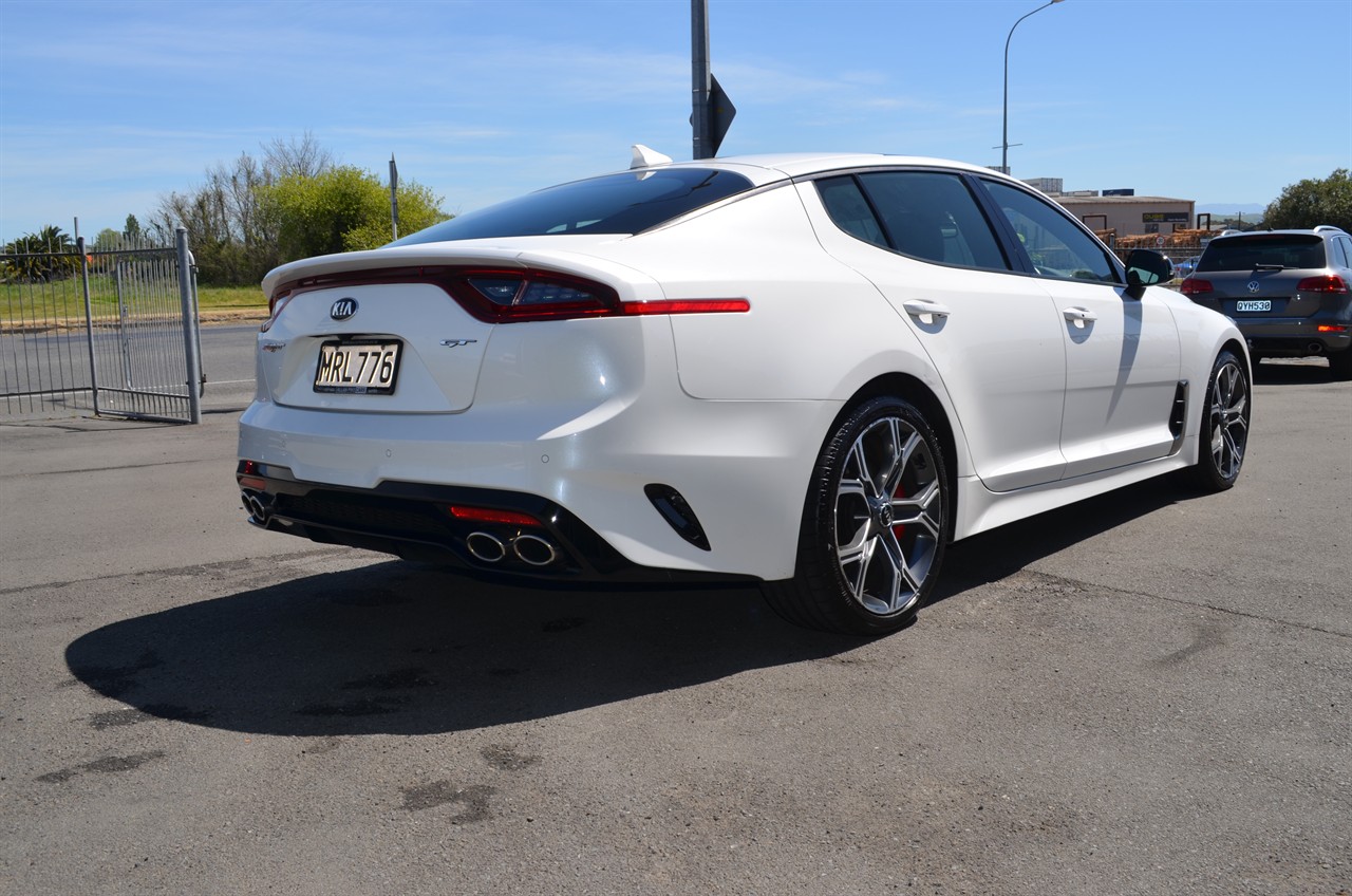 2020 Kia Stinger