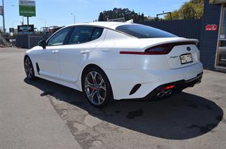 2020 Kia Stinger - Thumbnail