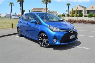 2016 Toyota Yaris - Thumbnail