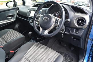 2016 Toyota Yaris - Thumbnail