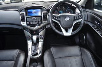 2014 Holden Cruze - Thumbnail