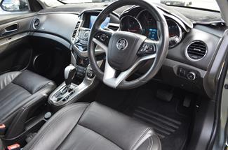 2014 Holden Cruze - Thumbnail