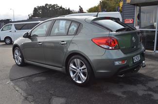 2014 Holden Cruze - Thumbnail