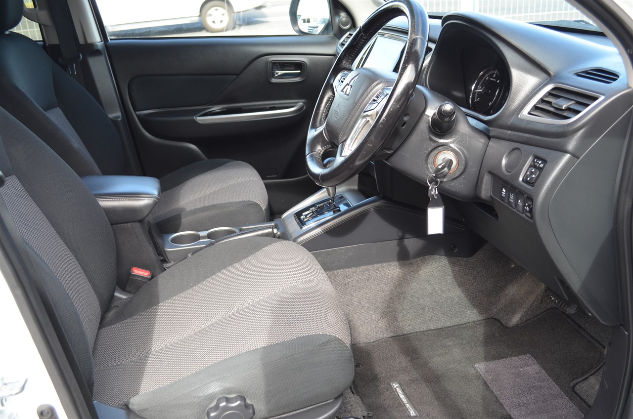 2022 Mitsubishi Triton