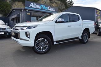 2022 Mitsubishi Triton - Thumbnail