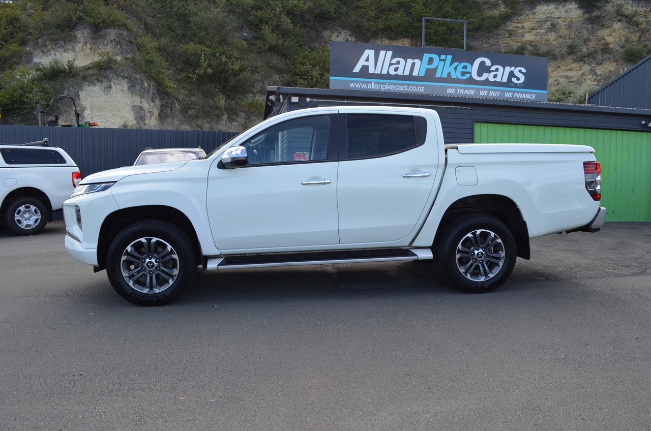 2022 Mitsubishi Triton