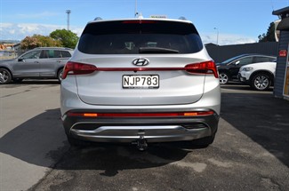 2021 Hyundai Santa Fe - Thumbnail