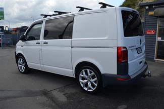 2017 Volkswagen T6 - Thumbnail