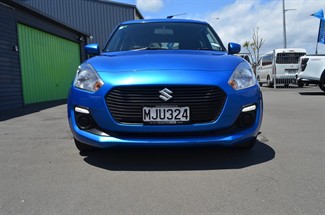 2019 Suzuki Swift - Thumbnail