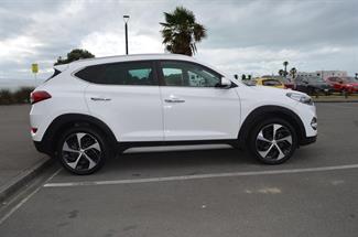 2017 Hyundai Tucson - Thumbnail
