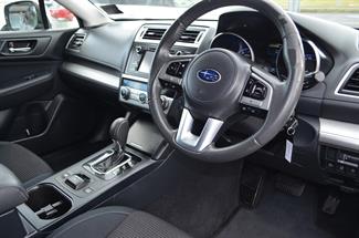 2017 Subaru Outback - Thumbnail