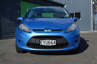 2009 Ford Fiesta - Thumbnail