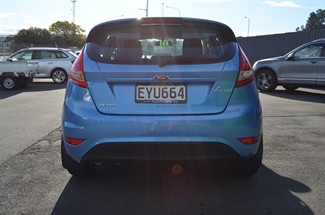 2009 Ford Fiesta - Thumbnail