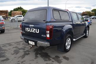2015 Isuzu D-Max - Thumbnail