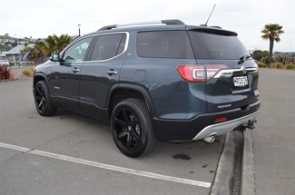 2020 Holden Acadia - Thumbnail