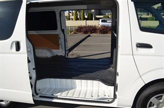 2018 Toyota Hiace - Thumbnail