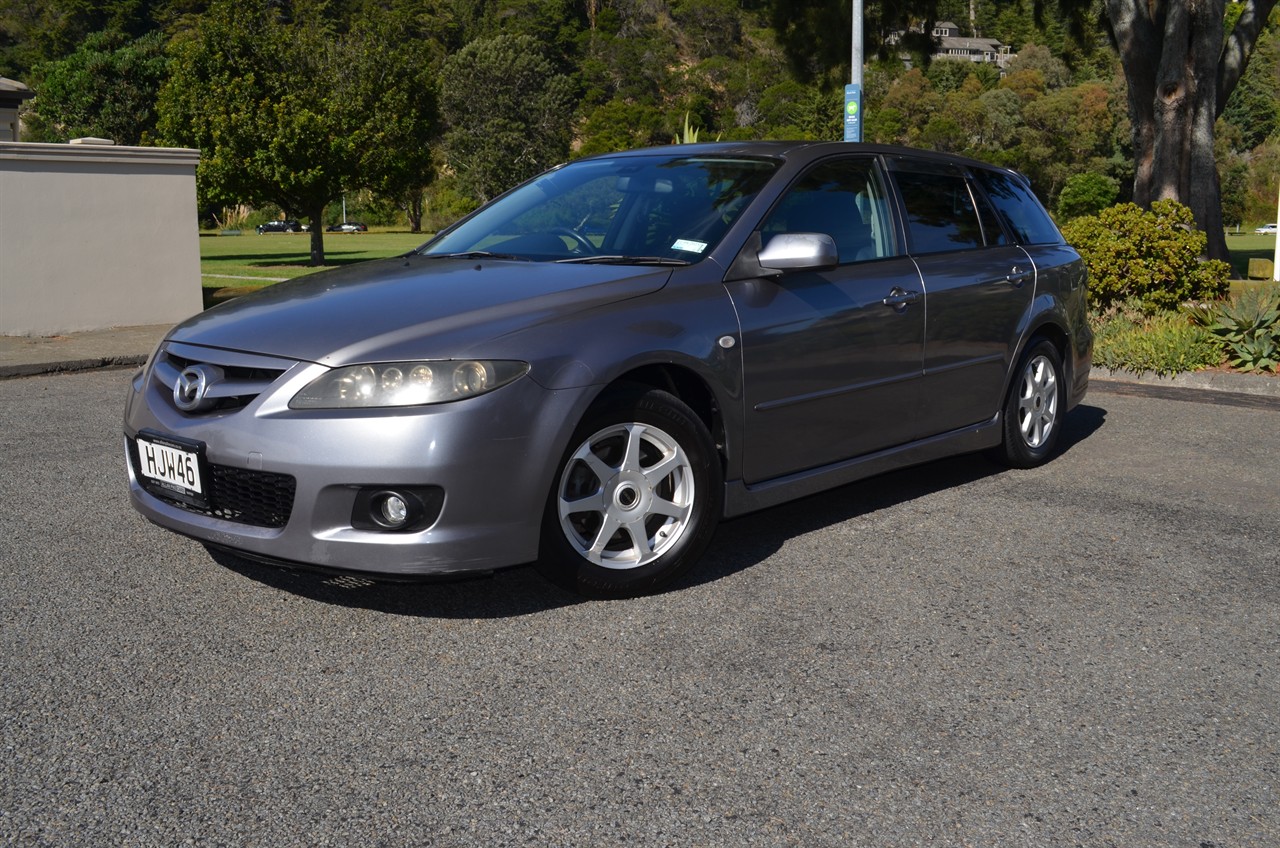 2005 Mazda Atenza