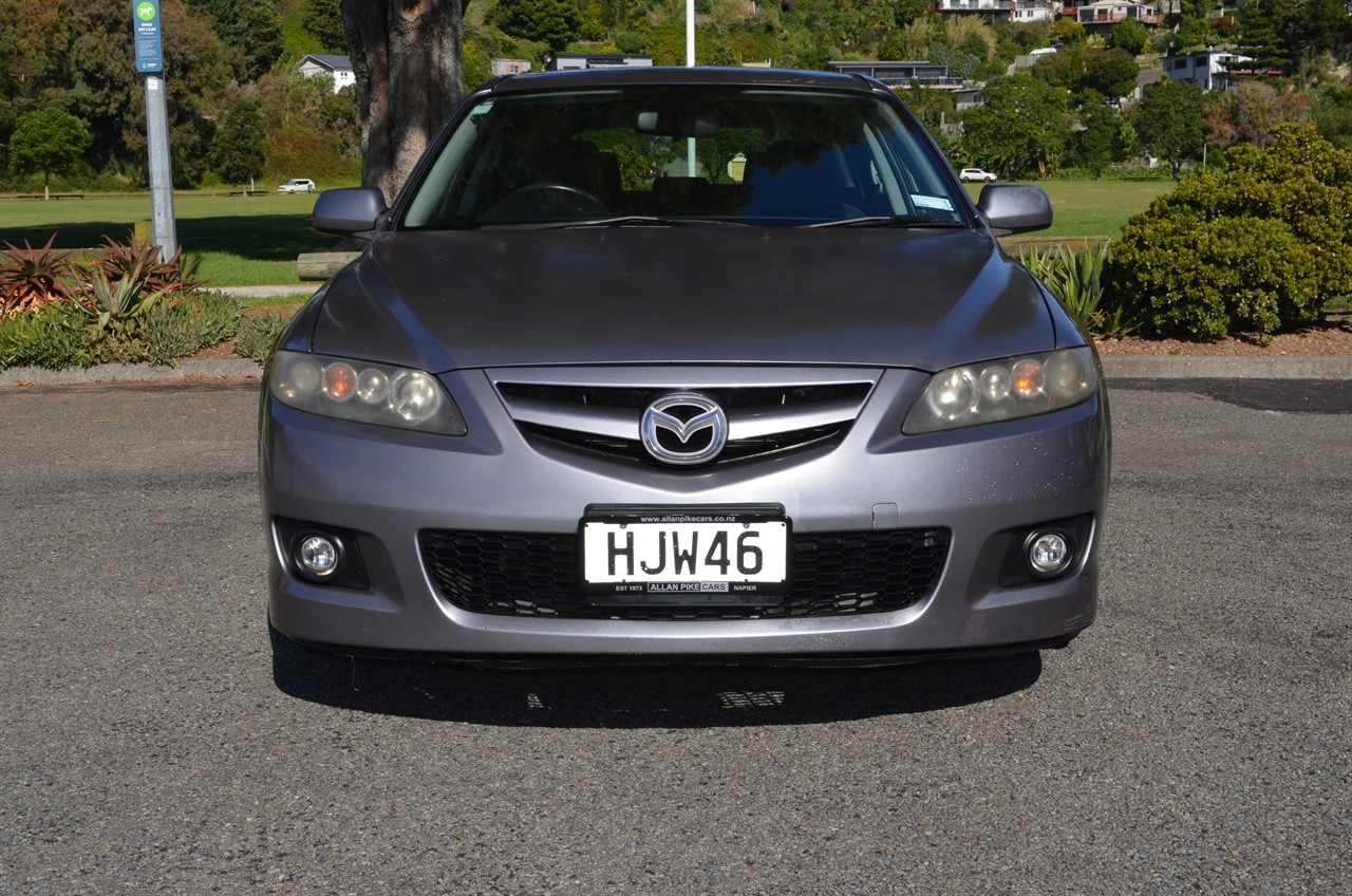 2005 Mazda Atenza